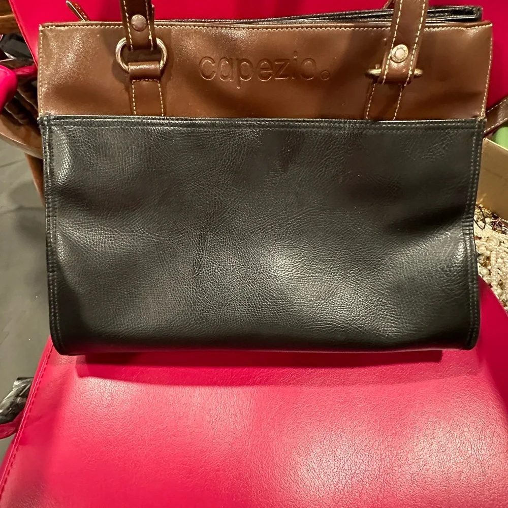 Capezio shoulder tote